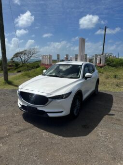 White MAZDA CX-5 2019