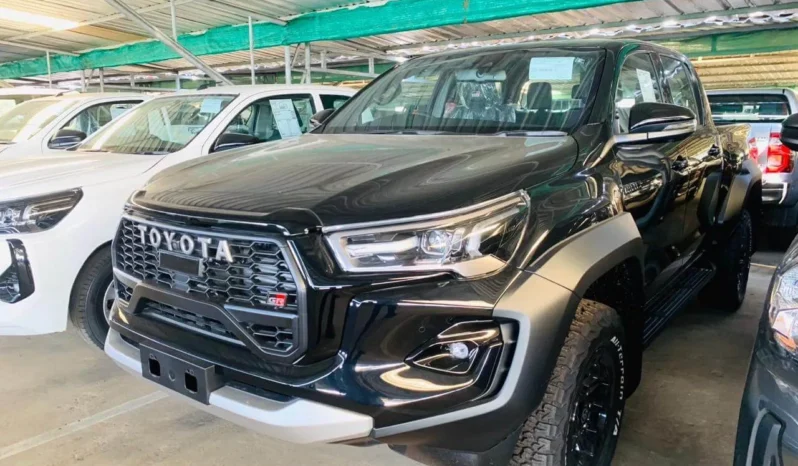 
								2025 Toyota Hilux GR-S (Pearl Black) full									