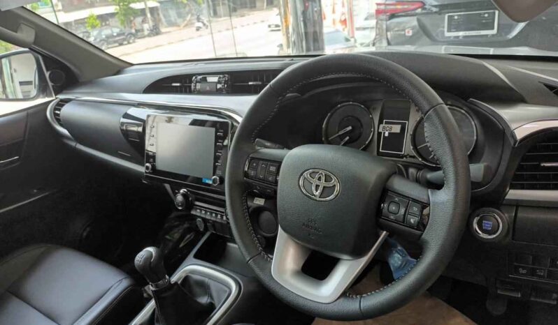 
								Toyota Hilux 2022 – Pre-Runner 2.4L Manual (2WD) full									