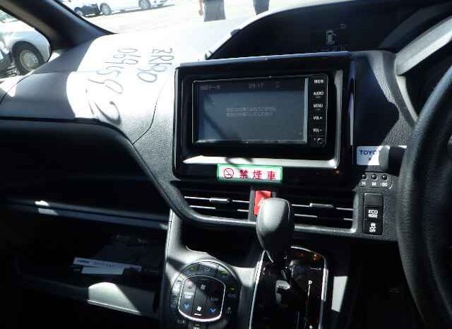 
								Toyota Noah 2021 2.0L X 8-Seater | Built-in ETC | Smart Key | Cruise Control | Power Sliding Doors | Navigation TV | Black full									