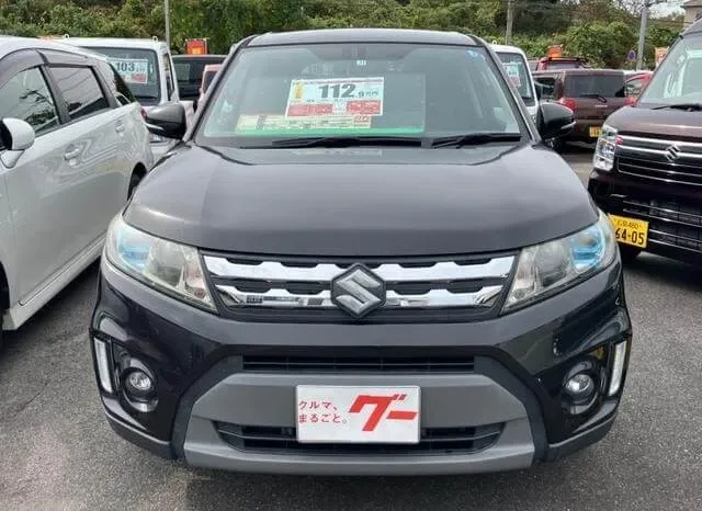 
								Suzuki Escudo 2016 Black full									