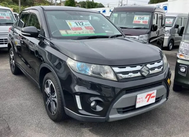 
								Suzuki Escudo 2016 Black full									